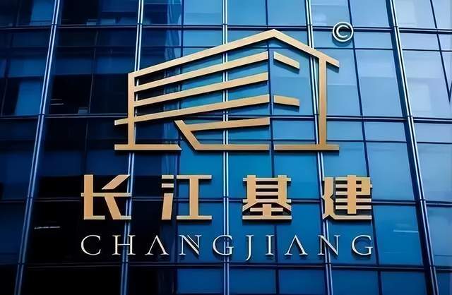 霍建宁打辅助，李嘉诚家族攒下1600亿现金