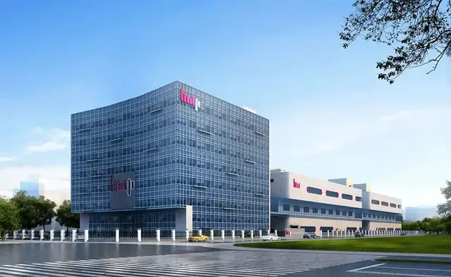 霍建宁打辅助，李嘉诚家族攒下1600亿现金