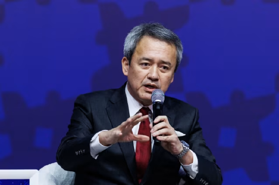 丸红乐见日元走强	，以便充分落实120亿美元投资计划
